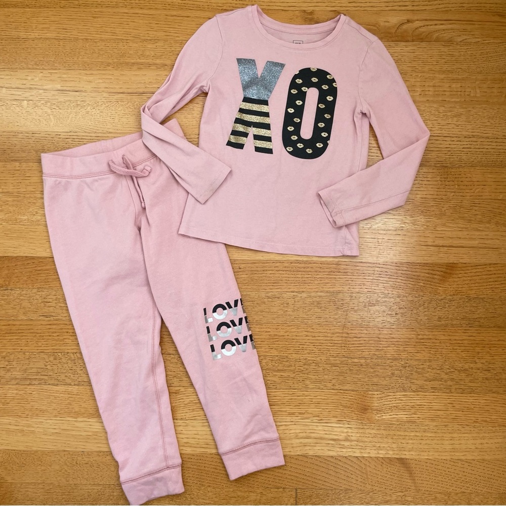 Gap XO Love Outfit S 6/7